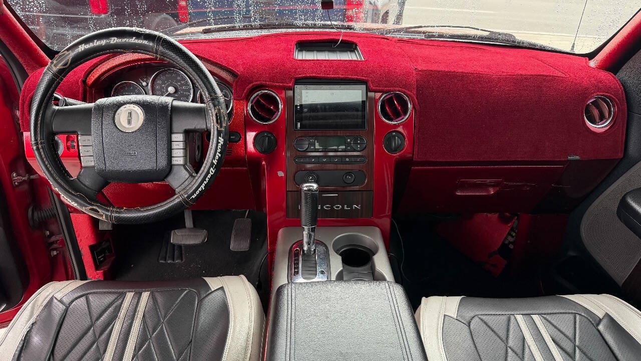 Used 2006 Lincoln Mark LT 4x4 image 12