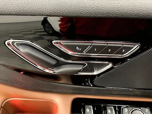 Used 2023 Lincoln Aviator Reserve w/ Elements Package Plus image 34