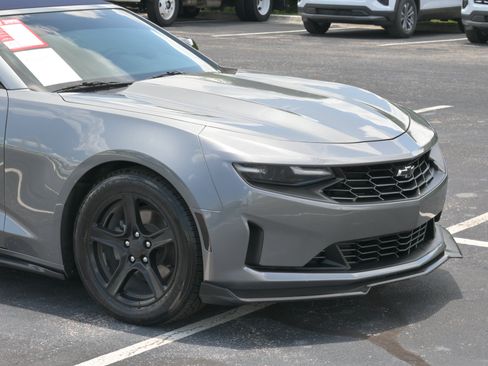 Used 2021 Chevrolet Camaro LT RWD image 28