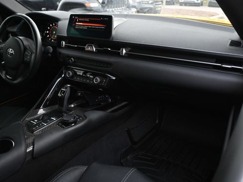 Used 2022 Toyota Supra Premium image 16