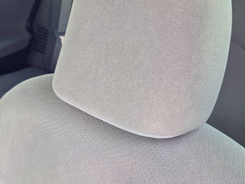 Used 2014 Toyota Prius Two FWD image 15