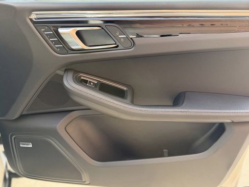 New 2026 Porsche Macan S image 22