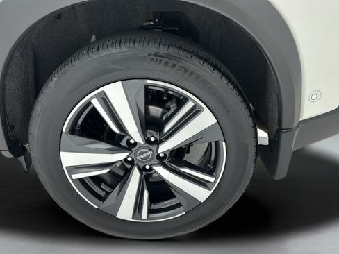 Used 2023 Nissan Rogue SL w/ SL Premium Package AWD/4WD image 8