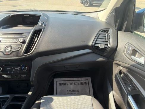 Used 2017 Ford Escape SE AWD/4WD image 21