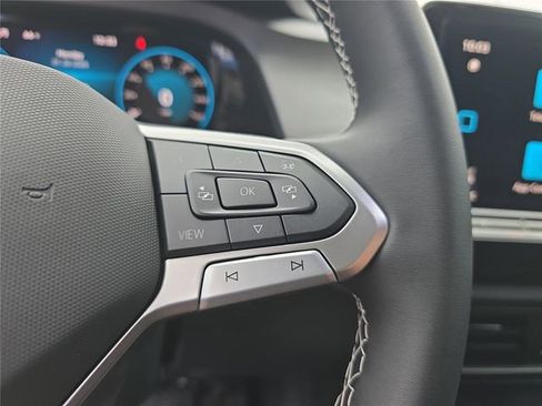 New 2026 Volkswagen Atlas Cross Sport SE image 24