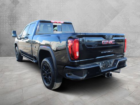 Used 2023 GMC Sierra 2500 Denali w/ Denali Black Diamond Edition image 5