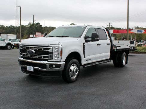Used 2024 Ford F350 XLT w/ FX4 Off-Road Package image 10
