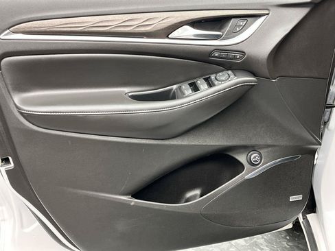Certified 2023 Buick Enclave Avenir w/ Avenir Technology Package AWD/4WD image 8