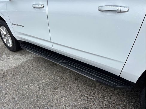 Used 2021 Chevrolet Suburban Premier RWD image 18