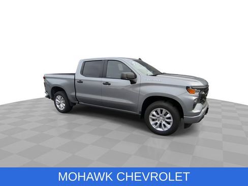 Used 2024 Chevrolet Silverado 1500 Custom AWD/4WD image 2