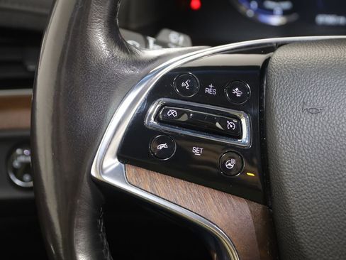 Used 2019 Cadillac Escalade ESV Premium Luxury image 37