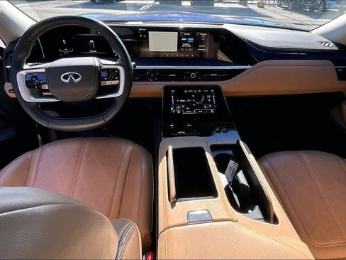 Certified 2025 INFINITI QX80 Sensory image 20