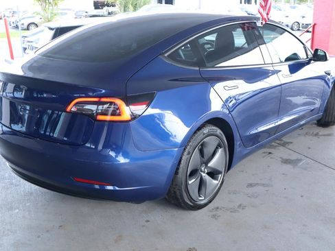 Used 2018 Tesla Model 3 Mid Range RWD image 5