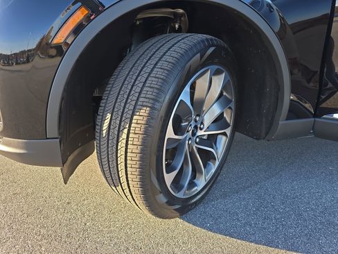 Certified 2025 Lincoln Aviator AWD w/ Equipment Group 101A image 32