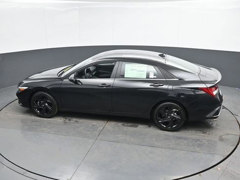 New 2026 Hyundai Elantra SEL Sport Premium FWD image 36