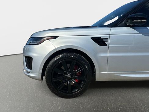 Used 2021 Land Rover Range Rover Sport HST image 11