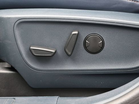 Used 2022 Ford Maverick Lariat w/ Lariat Luxury Package FWD image 10