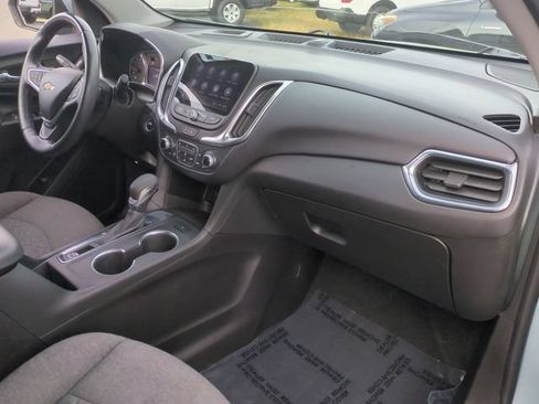 Used 2022 Chevrolet Equinox LT FWD image 35