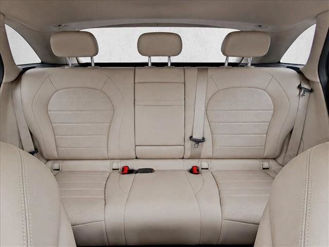 Used 2022 Mercedes-Benz GLC 300 image 23