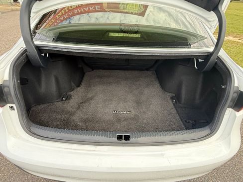 Used 2016 Lexus IS 200t image 50