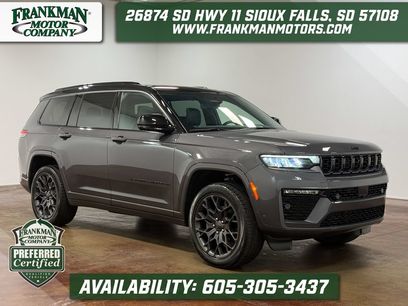 Used 2026 Jeep Grand Cherokee L Summit w/ Obsidian Package