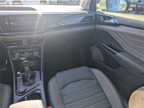 Certified 2024 Volkswagen Taos SEL image 17