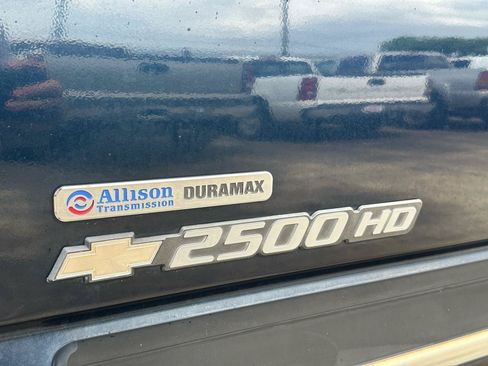 Used 2007 Chevrolet Silverado 2500 LT w/ Heavy-Duty Power Package RWD image 37