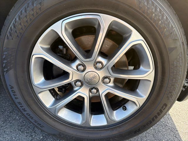 Used 2015 Jeep Grand Cherokee Limited w/ Trailer Tow Group IV AWD/4WD image 8