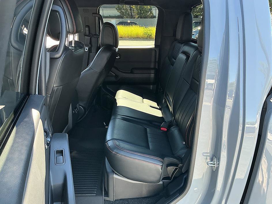 Certified 2023 Nissan Frontier PRO-4X w/ Pro-4X Premium Package AWD/4WD image 26