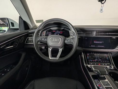Used 2023 Audi Q8 Premium Plus w/ Premium Plus Package AWD/4WD image 21