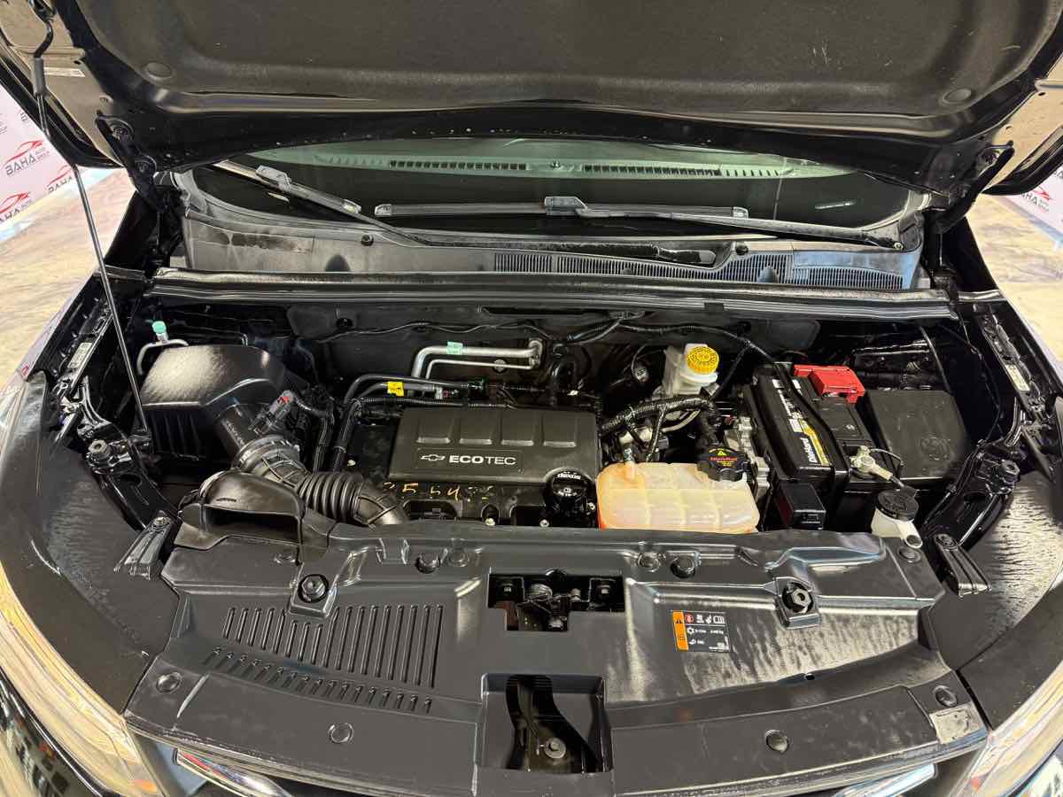 Used 2020 Chevrolet Trax LT AWD/4WD image 50