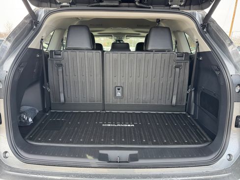 New 2026 Toyota Highlander XLE AWD/4WD image 25