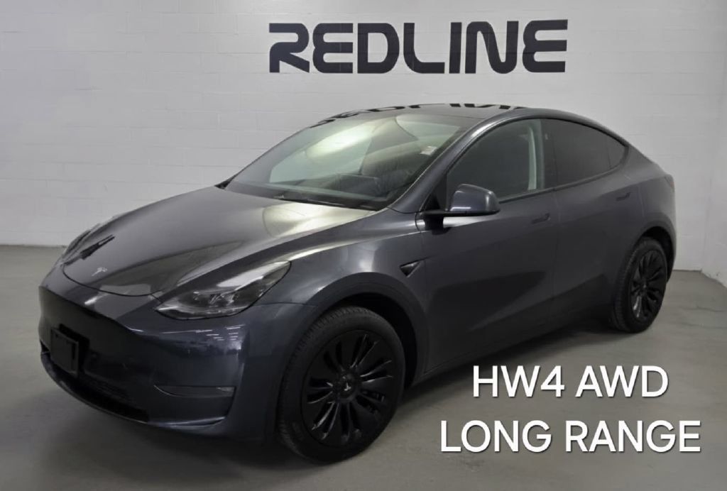 Used 2025 Tesla Model Y Long Range AWD/4WD image 1