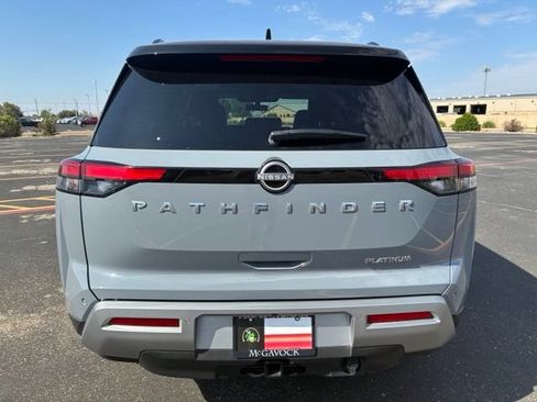 Certified 2025 Nissan Pathfinder Platinum w/ Cargo Package FWD image 5