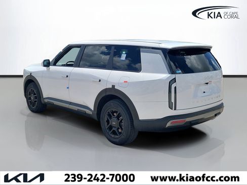 New 2027 Kia Telluride LX FWD image 4
