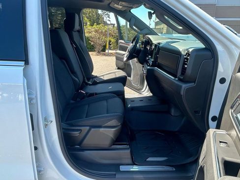 New 2026 GMC Sierra 1500 SLE w/ X31 Off-Road Package AWD/4WD image 31