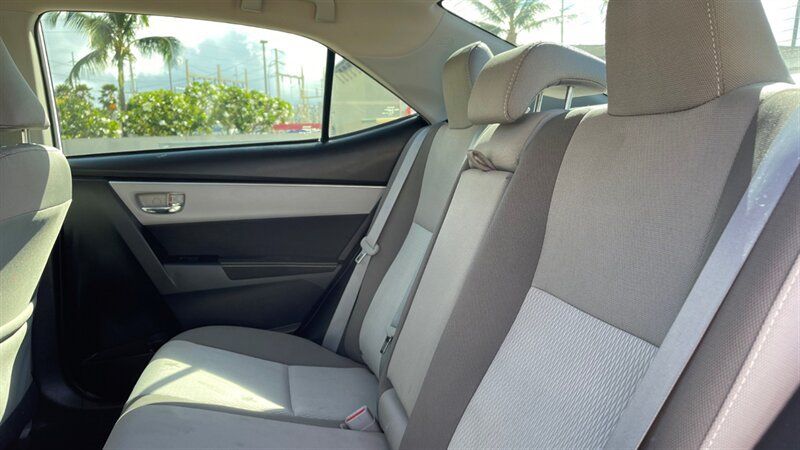 Used 2018 Toyota Corolla LE w/ Body Protection Package FWD image 12