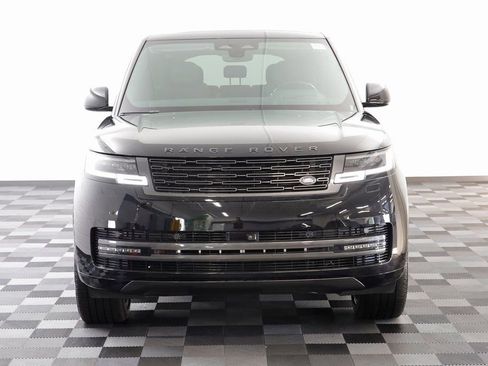 New 2025 Land Rover Range Rover Long Wheelbase SE AWD/4WD image 24