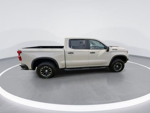 New 2026 Chevrolet Silverado 1500 ZR2 w/ LPO, Dark Essentials Package AWD/4WD image 9