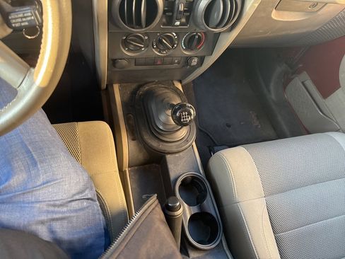 Used 2007 Jeep Wrangler Unlimited Sahara w/ Dual Top Group image 3