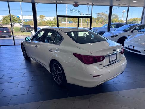 Used 2015 INFINITI Q50 Sport w/ Technology Package image 3