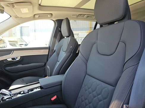 New 2026 Volvo XC90 B6 Core AWD/4WD image 22