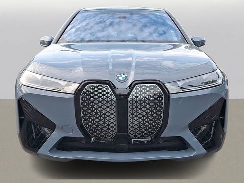 Used 2024 BMW iX xDrive50 w/ Sport Package AWD/4WD image 2
