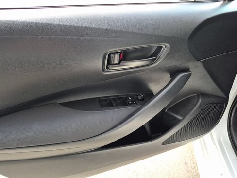 Used 2024 Toyota Corolla LE FWD image 8
