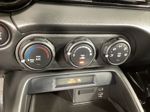 Used 2024 MAZDA MX-5 Miata Sport RWD image 19