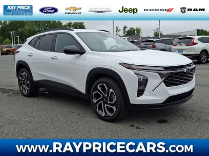 Used 2025 Chevrolet Trax RS w/ Driver Confidence Package