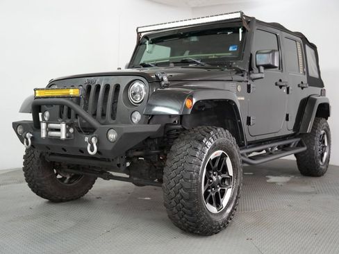 Used 2016 Jeep Wrangler Unlimited Sport AWD/4WD image 3