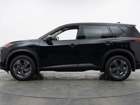 Used 2025 Nissan Rogue SV image 5