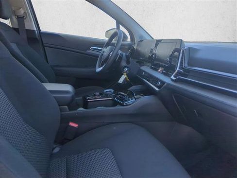 Used 2023 Kia Sportage LX image 20