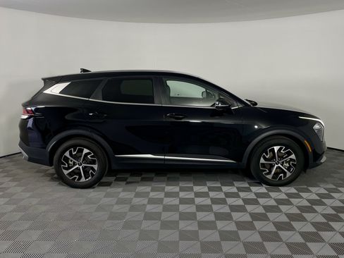 Used 2023 Kia Sportage EX FWD image 6